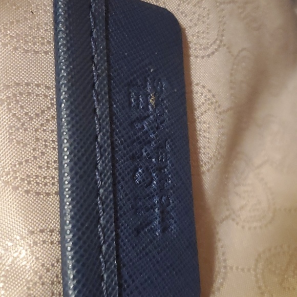 Michael Kors Jetset Tote - Picture 6 of 9